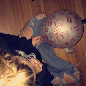 Meet your Posher, Liv